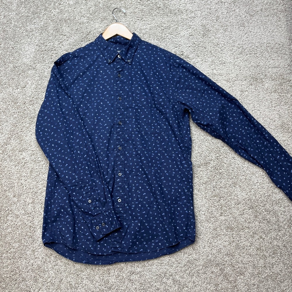 Uniqlo Button Down Shirt Men Medium Navy Blue Long Sleeve Floral Pattern EUC